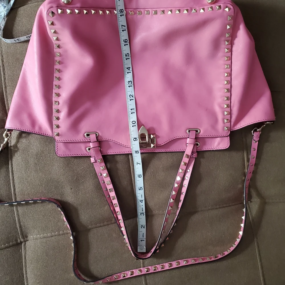 💯 Valentino Garavani Rockstud Tote - Picture 5 of 16